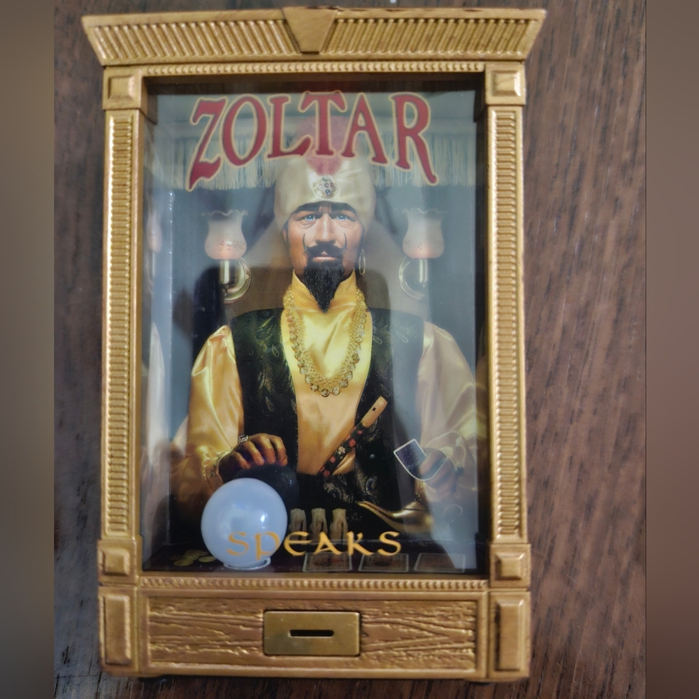 NIB Mini Zoltar Speaking Fortune Teller Kit 2018